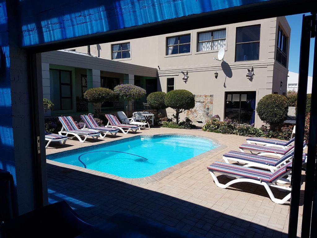 Seagulls Guest House Langebaan Exterior foto