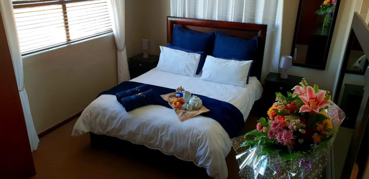 Seagulls Guest House Langebaan Exterior foto