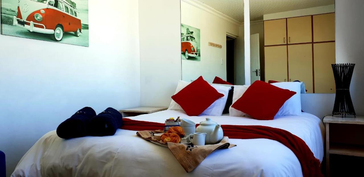 Seagulls Guest House Langebaan Exterior foto