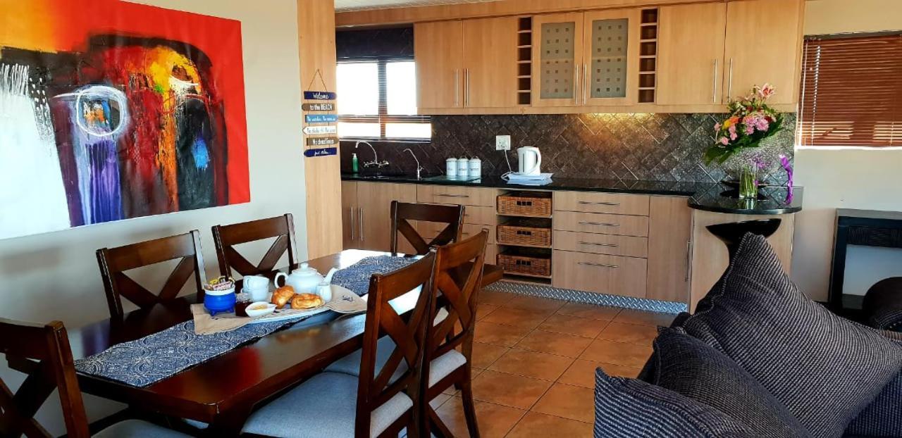 Seagulls Guest House Langebaan Exterior foto
